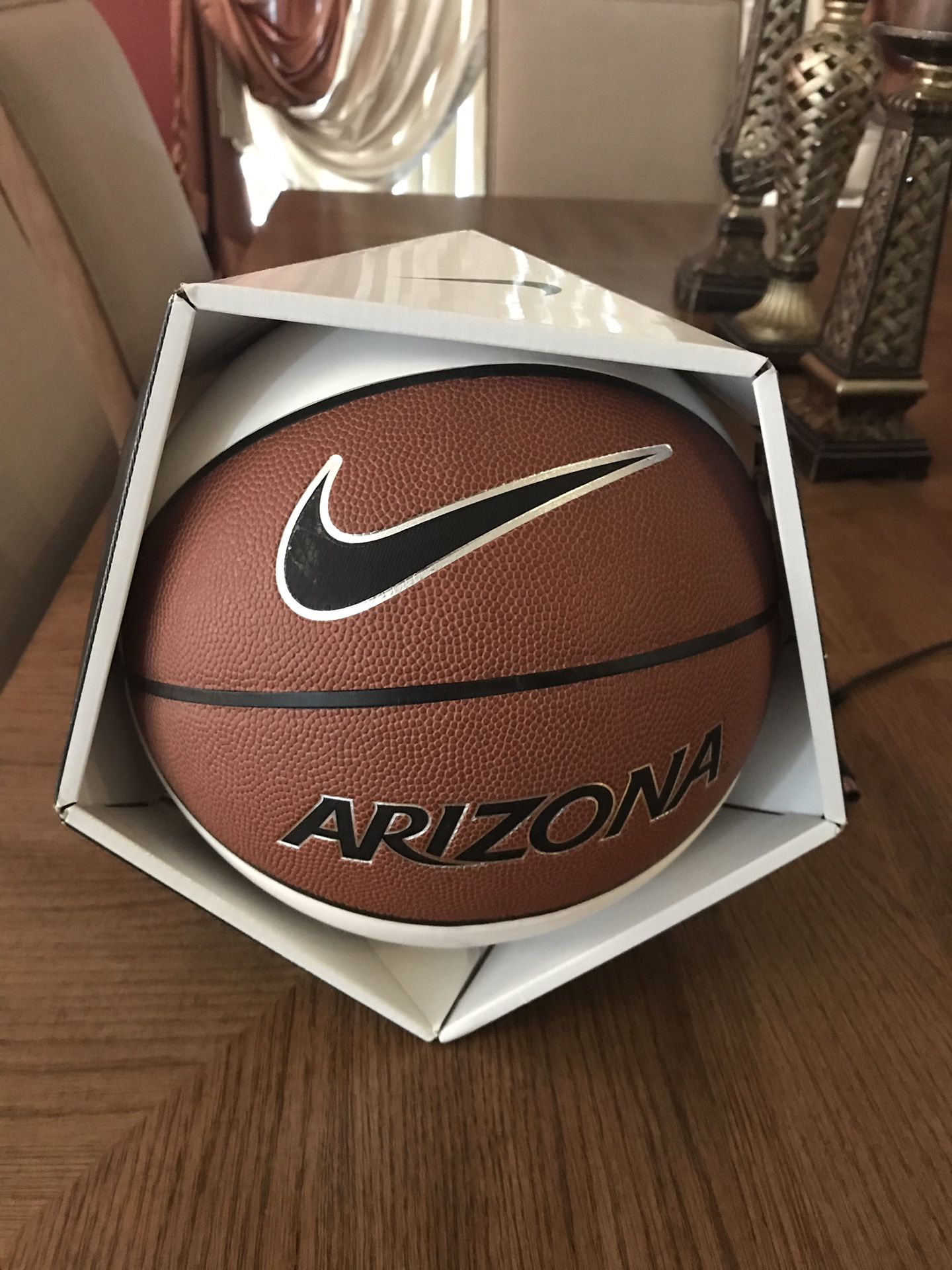 U of A autograph ball