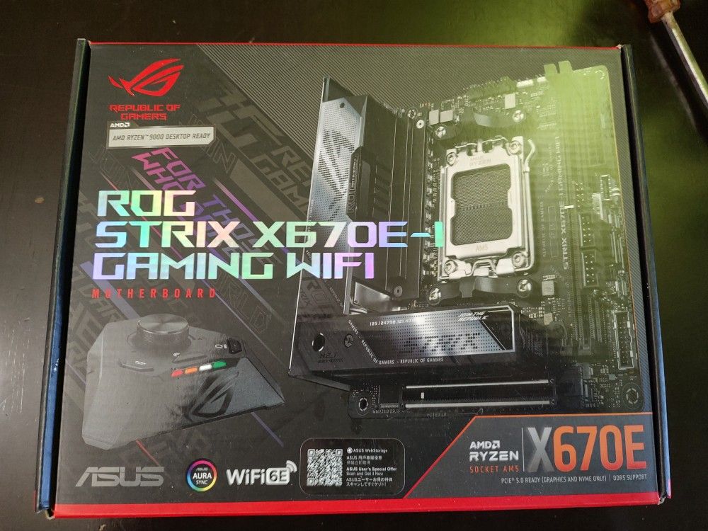 ASUS Rog Strix X670E-I Mini ITX AM5 DDR5 Motherboard