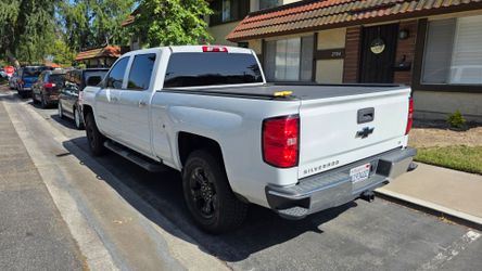 2016 Chevrolet Silverado Crew Cab Pickup Truck
