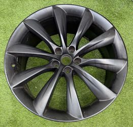 Tesla model X rim 22