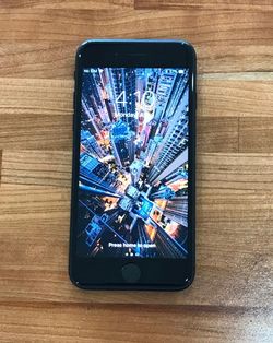 Apple IPhone 7 32GB Unlocked - Fully Functional TESTED!!