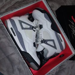 Jordan 4 