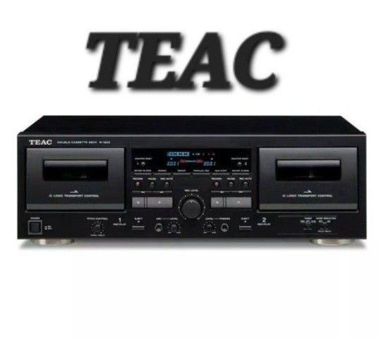 Teac W-700R Dolby HX Pro Double Deck Cassette Recorder/Player | Needs new belts.