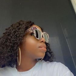 Gucci  Oversized  Authentic Sunglasses Shipping Only 