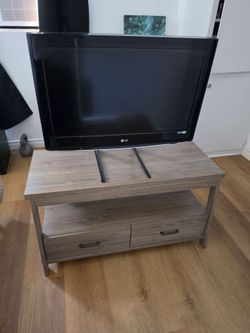 Free tv and stand