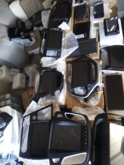 Android stereos media players Toyota media different cars different models Tesla's Chryslers