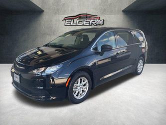 2023 Chrysler Voyager