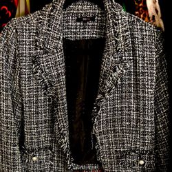 Women - 2 Piece Blazer And Skirt 