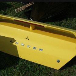 2002-2006 Yellow MITSUBISHI TRUNK LID W/ WING SPOILER AND LIGHT