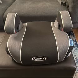 Booster seat  - Graco  -$5