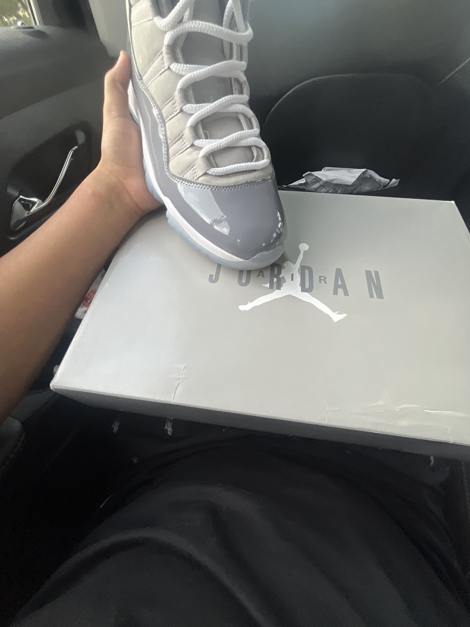 Jordan 11 cool Greys Size 9.5