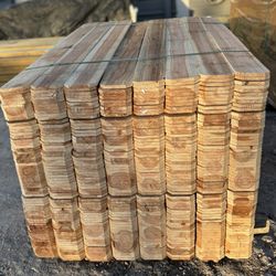 $2.19 CEDAR PICKETS PREMIUM 