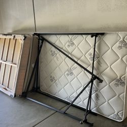 queen mattresses and box springs x 2 2 Queen Size Mattresses With Box Springs… Asking $20 For Everything two