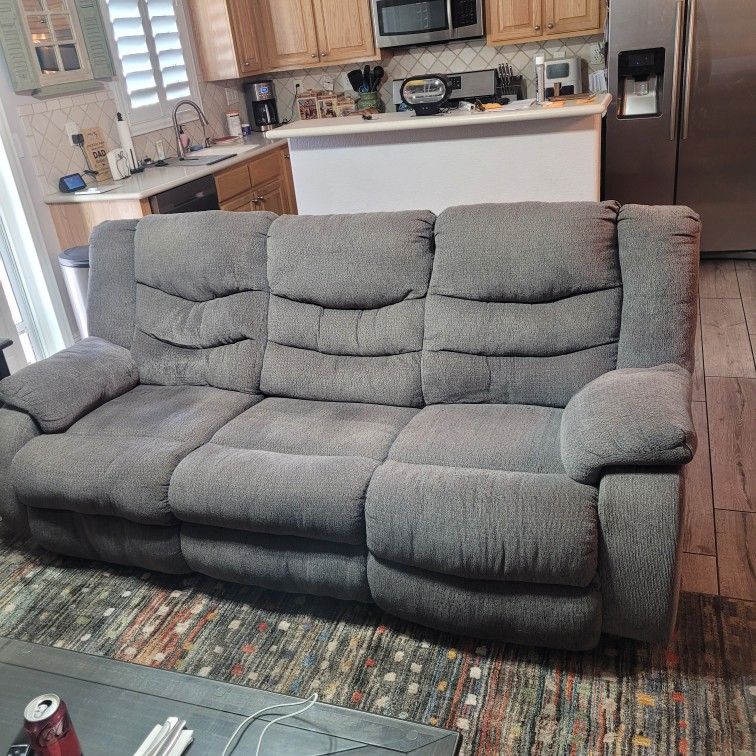 Sofa + Loveseat LAST CHANCE or going to Goodwill tomorrow