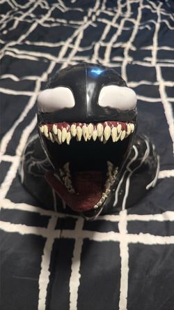Venom Marvel popcorn bucket