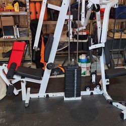 Body Solid Home Gym