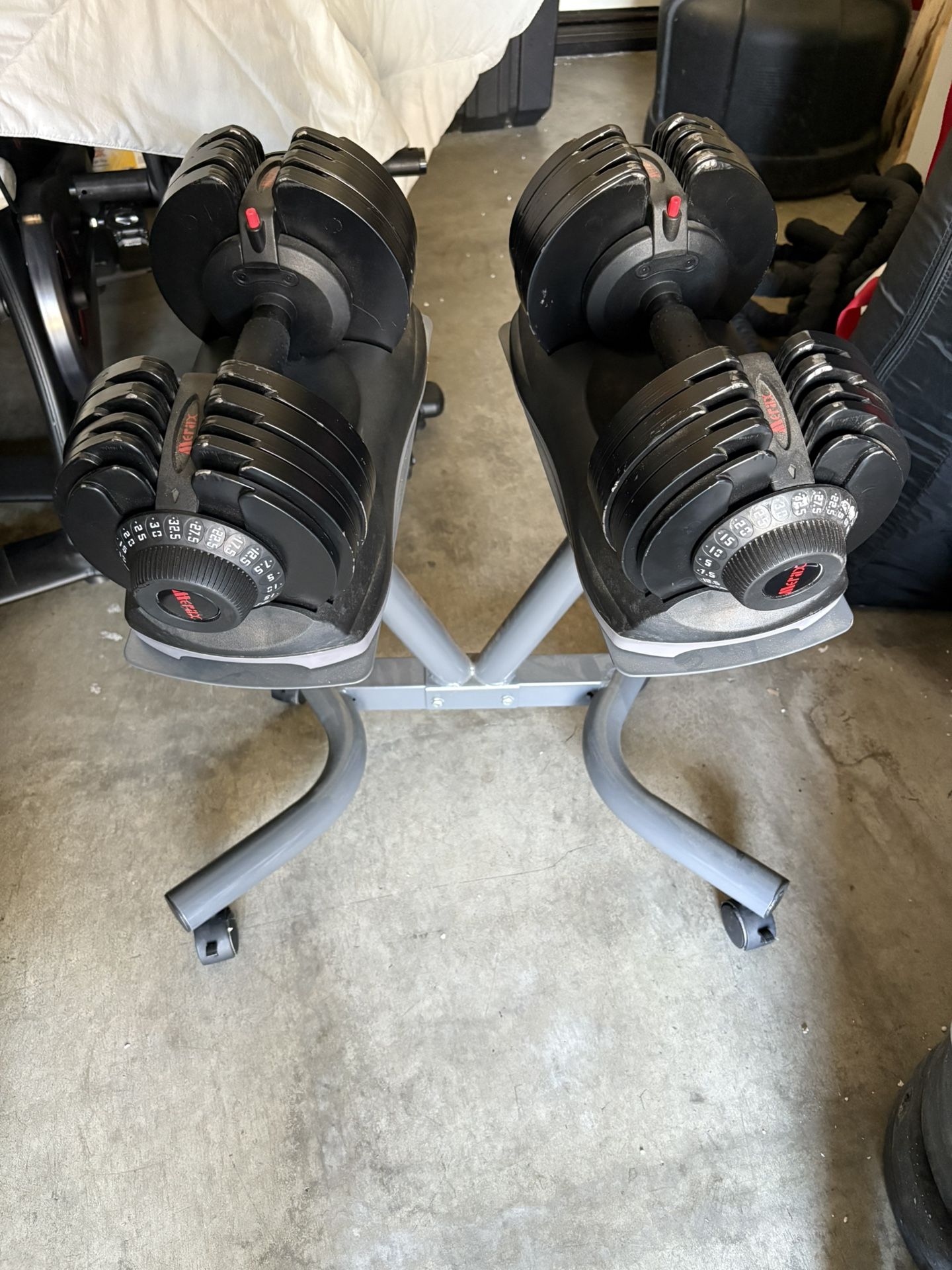 Adjustable Dumbbell Set