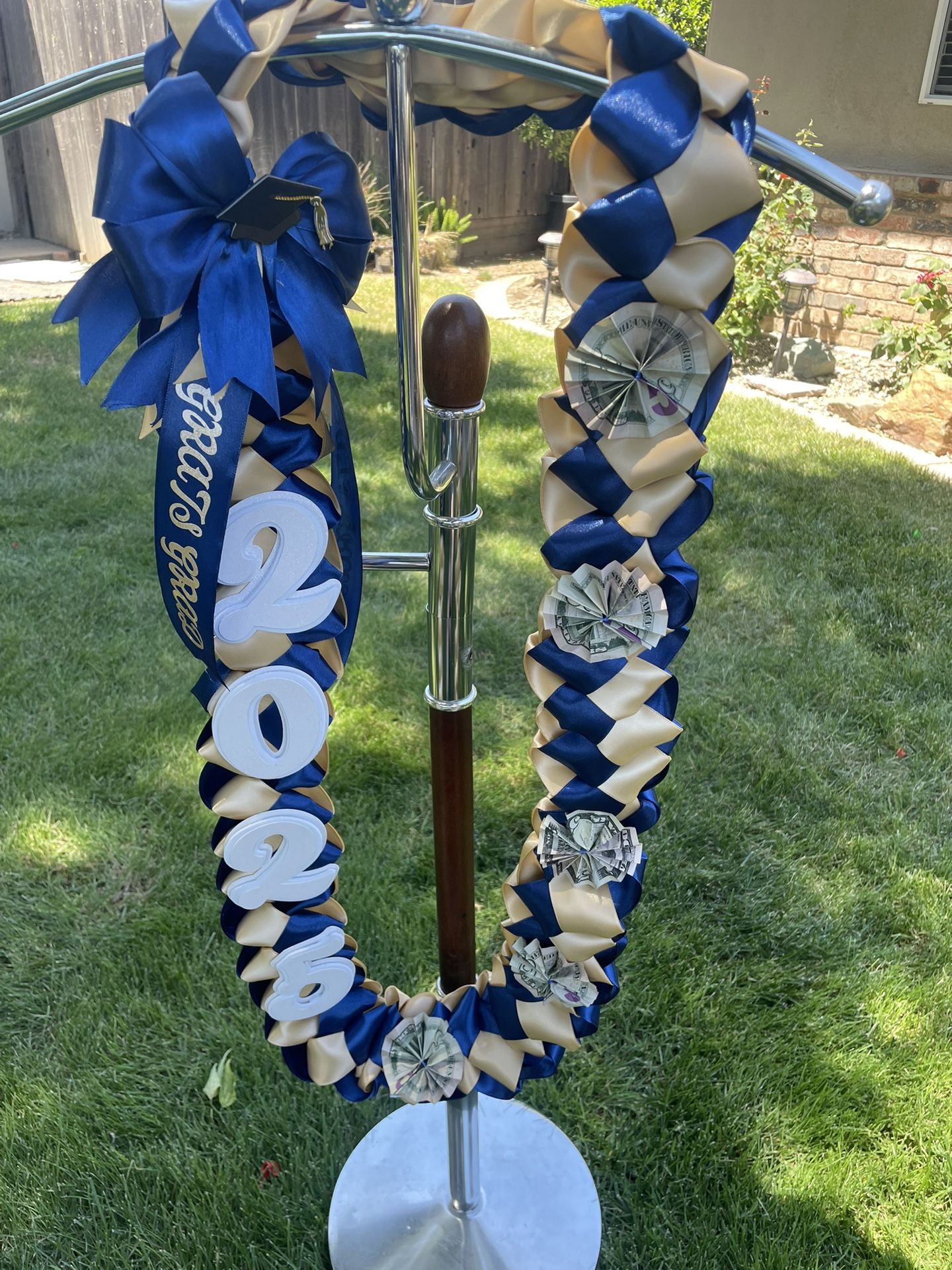 Navy Blue And Gold Graduation Lei With Money