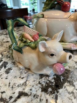 Fitz & Floyd Pig Tea Pot