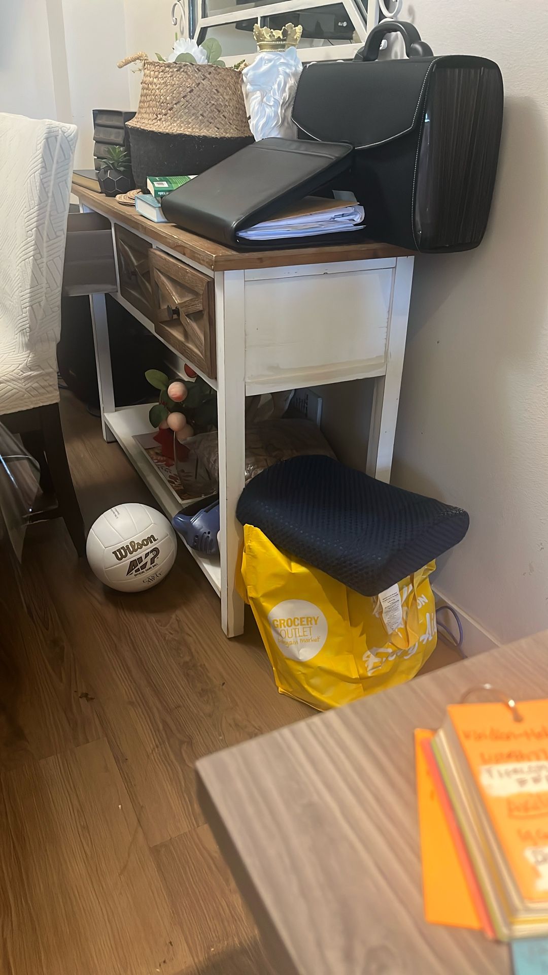 Entry Table