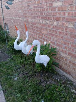 Set Of Three Pieces Vintage Metal Heron Figurines Decor Garden