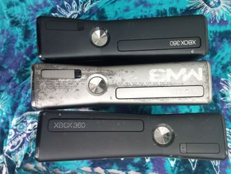 3 xbbox 360 one of them is a limited addition call of duty console . I know that one of them works for sure the other two not totally sure I don't hav