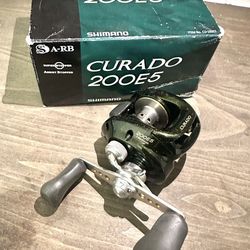 Shimano curado 200 e5