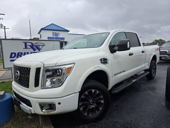 2017 Nissan TITAN XD