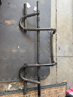 Pull Up Bar
