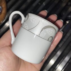 Fine Porcelain - German Design Tea Cups With Plates