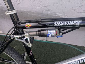 Rocky Mountain Instinct Full Suspension MTB - Ready to Ride - Size L