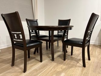 Dark Brown 4 Seater Round Dining Table