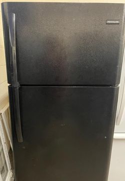 Frigidaire Top Mount Black Refrigerator Fridge
