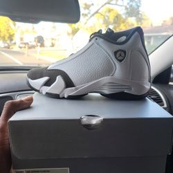 Jordan 14 Black Toe Sz 7