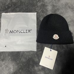 Moncler Knitted Beanie 