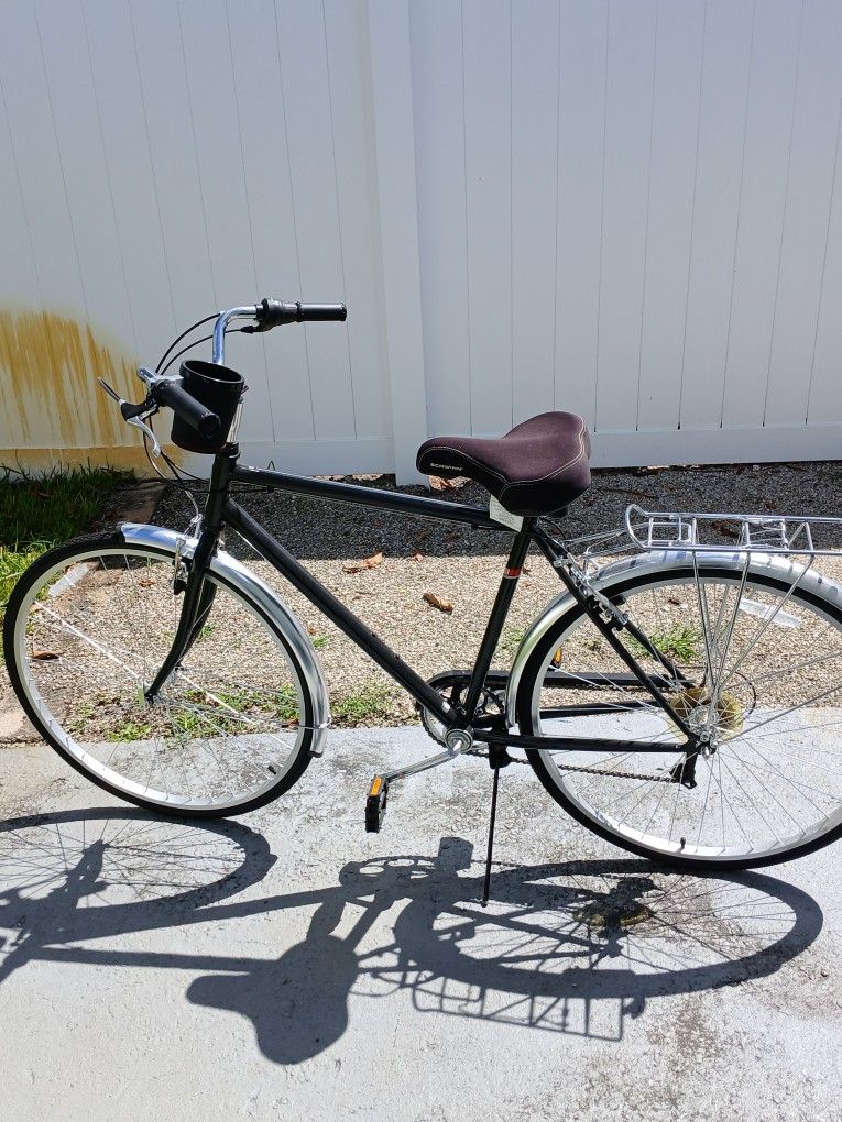 Schwinn Wayfarer Hybrid Bike