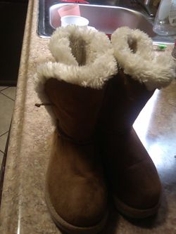 Super cute warm boots
