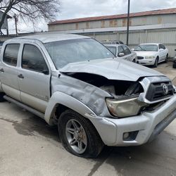 2013 Toyota Tacoma Pre Runner 6 Cyl 4.0 Light Grey/Silver