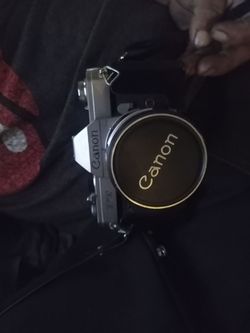 VINTAGE CANON FT 35MM FILM CAMERA