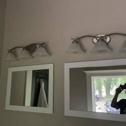 3 Bathroom Light Fixtures
