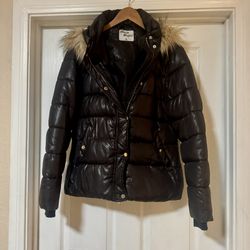 Beautiful Puffed Jacket Size XL 