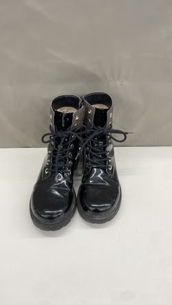 Michael Kors boots. Item No 305 (Shopgoodwill)