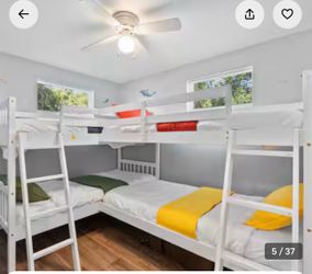 White L-shaped twin bunk (4 beds)