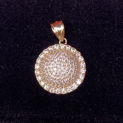 10k Round CZ Pendant 