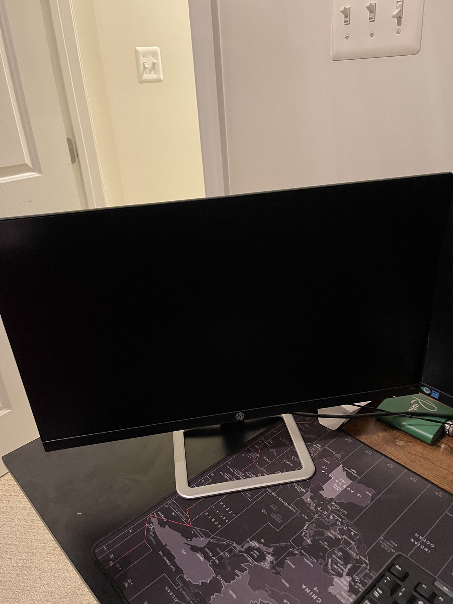 24” HP/Samsung Monitors