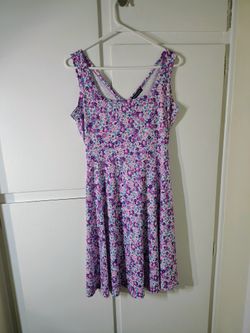 ♥️ NEW  DRESS  SIZE S 