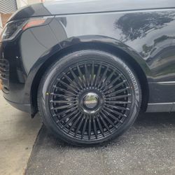 22" New RANGE ROVER Glossy Black Wheels With New Tires