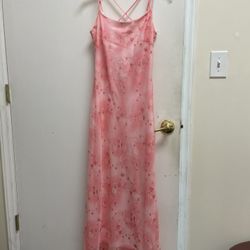 2 Dresse Size Medium $10 Each 