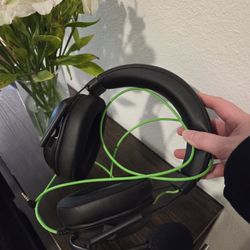 Razer Black Shark V2 Headphones