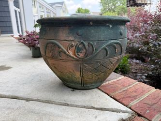 Terra-cotta Planter
